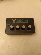 HM-4 4-Way Distribution Headphone Amplifier Amp w/4  Outputs NO POWER CORD 
