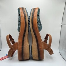 Preços baixos em Women's Pikolinos Multicolorido