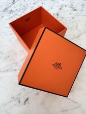 Boîte de montre orange HERMÈS avec coussin de rangement luxe pour accessoires