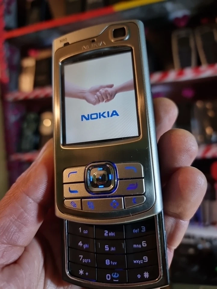 Rare Vintage Nokia N80 Silver Mobile Slider Phone Imaculate Condition (EE&Lica) - Image 3 of 4