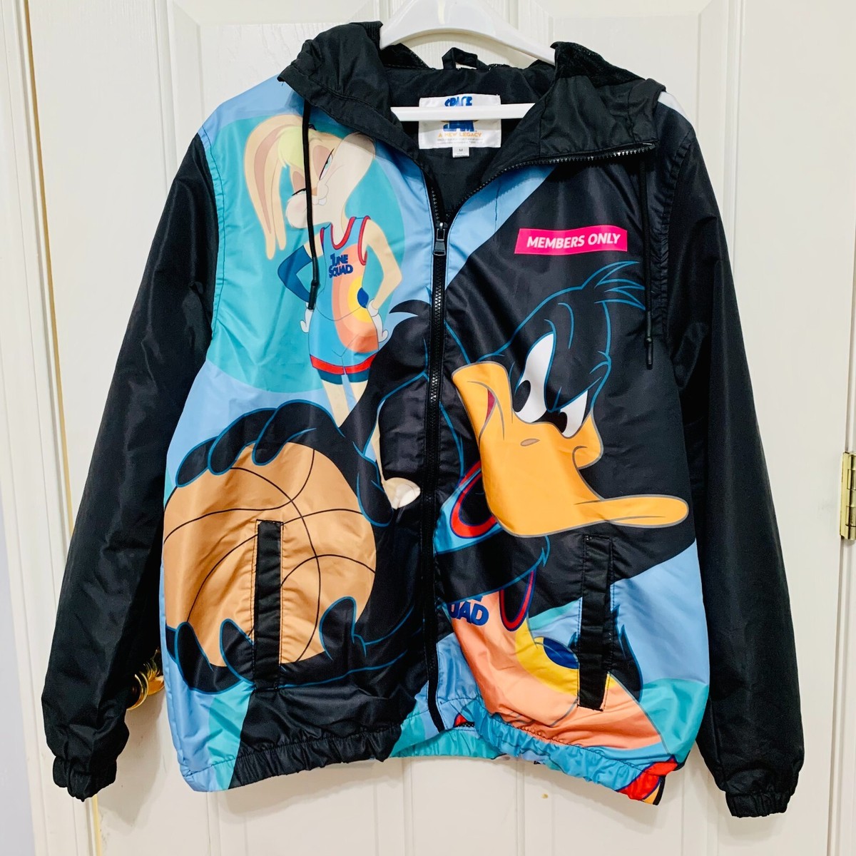 MEMBERS ONLY x LOONEY TUNES SPACE JAM WINDBREAKER LIGHT JACKET