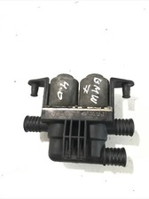 Pompe à eau BMW 740