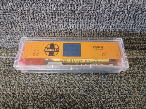 Coche de caja Santa Fe escala N #8428 de Roundhouse con estuche | Zustand: New