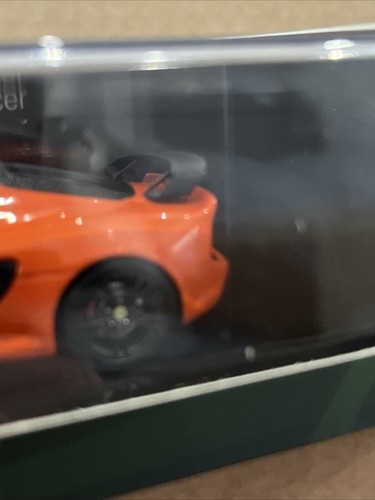 LOTUS EXIGE S CLUB RACER 1/43 RESIN CAR MODEL BY SPARK S4900 - Picture 4 of 11
