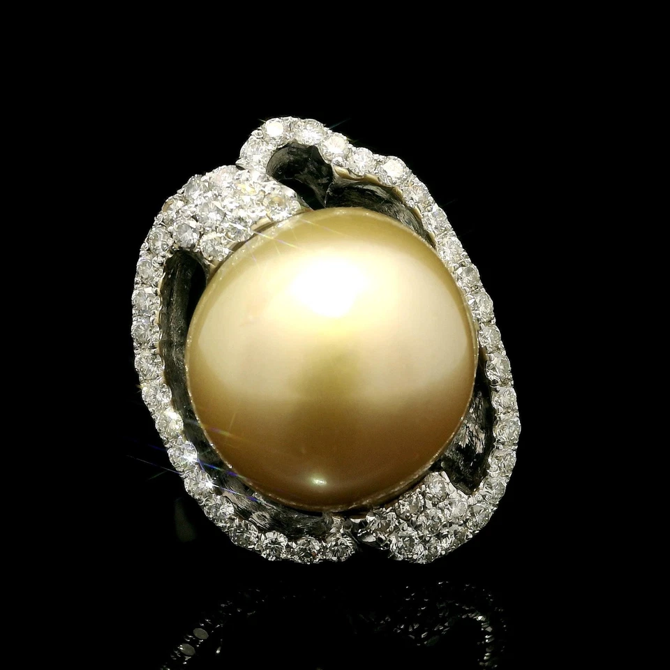 Anillo de cóctel pesado grande de oro blanco con diamantes y perlas doradas del Mar del Sur de 16 mm y diamantes de 0,85 quilates Foto 2 de 4