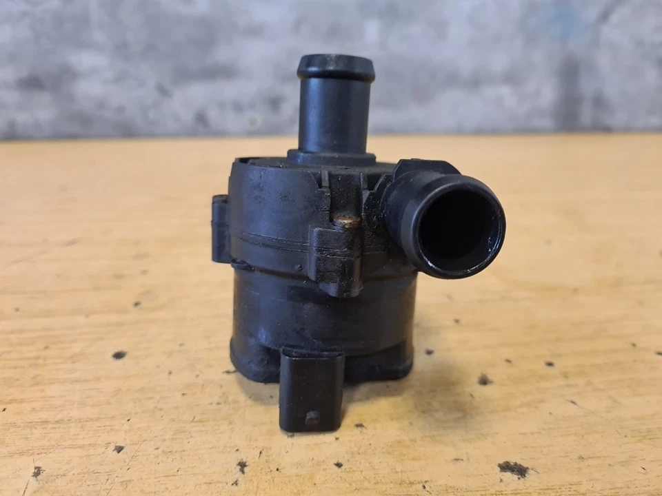 Seat Toledo MK4 2018 1,6 diésel refrigerante eléctrico bomba de agua CXMA EU6 5G0965567 Foto 2 de 4