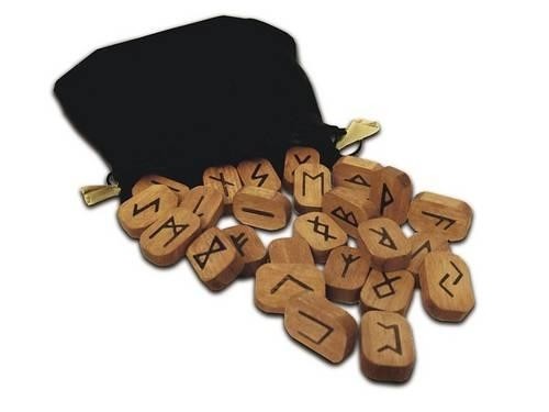 Wooden Runes (Toys) Lo Scarabeo Runes