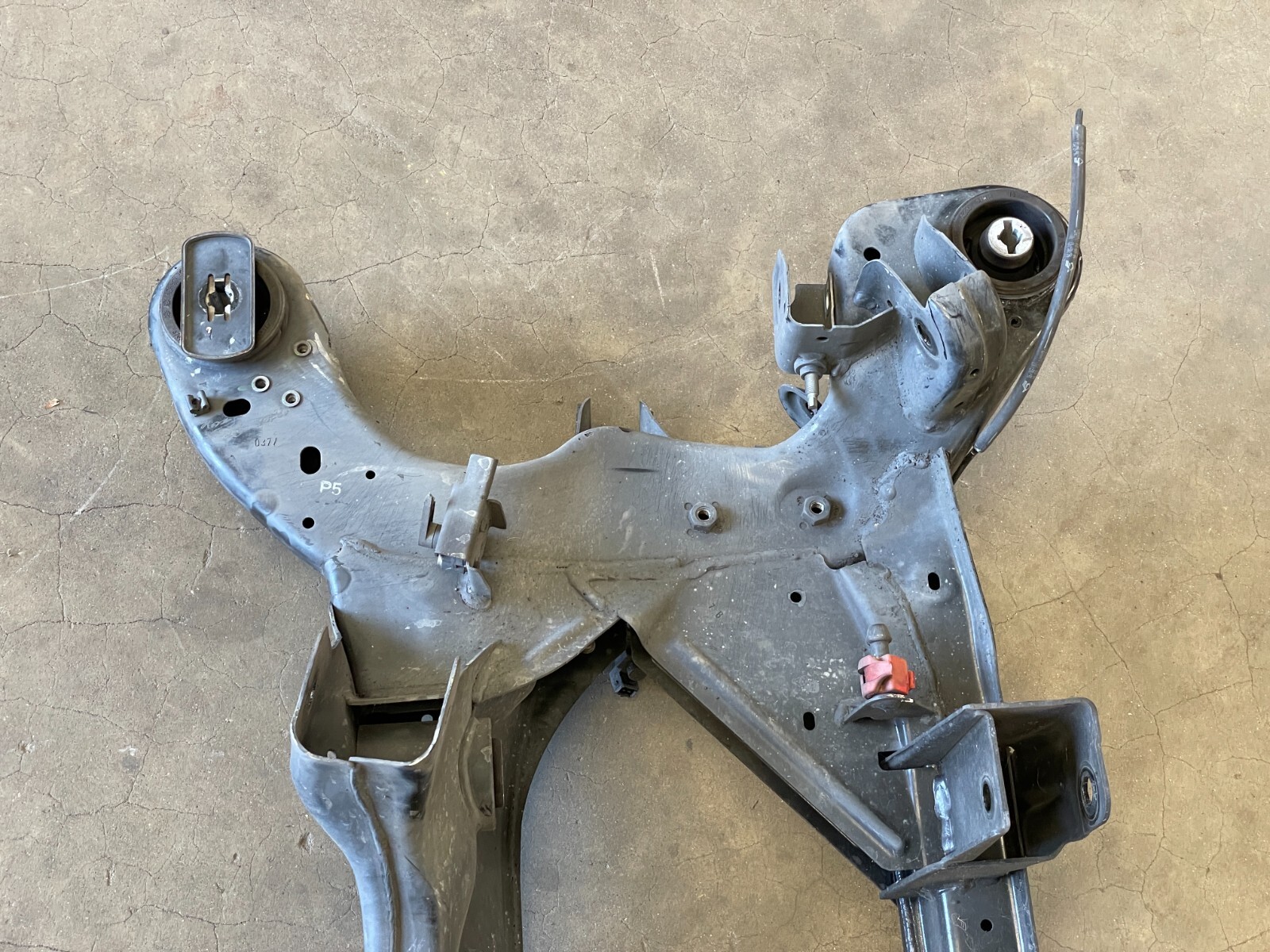 2017 2018 Maserati Levante Rear Subframe Crossmember Engine Cradle AWD 1442 OEM