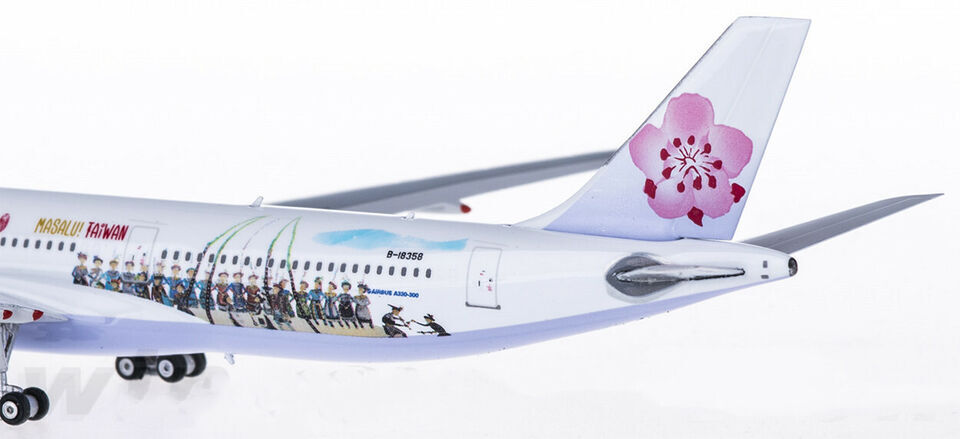 1:400 Phoenix CHINA AIRLINES AIRBUS A330-300 Passenger