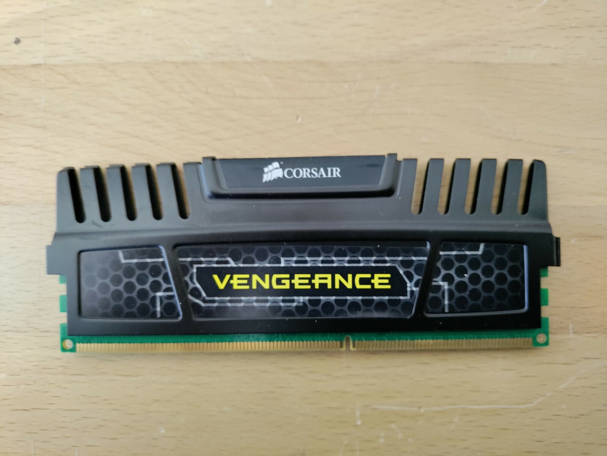メモリー CORSAIR Vengeance DDR3 1866C9R 16GB Corsair Vengeance Pro Series - 16GB (2 x 8GB) DDR3 DRAM