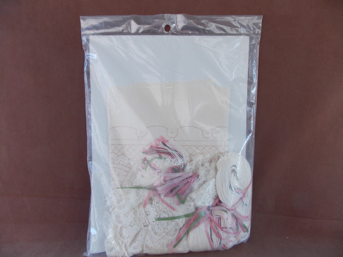 Kit De Coussin Vintage Candamar Designs - Broderie Crewel PENSÉE Dentelle 14x14