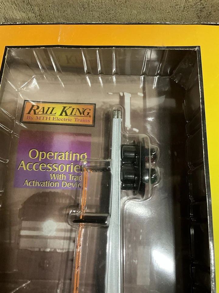 VINTAGE MTH RAIL KING NO.153 BLOCK SIGNAL BLACK BASE NEW IN BOX - Image 2 of 4