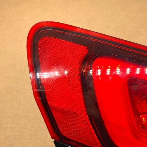 OEM 14-21 Jeep Grand Cherokee Left Side Tail Light Stop Bulb Lamp 68142943AH - Picture 5 of 9