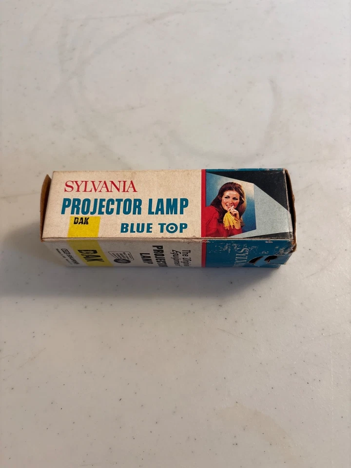 SYLVANIA DAK PROJECTION LAMP 500W 25HR BLUE TOP W/BOX UNTESTED PLEASE READ! - Image 2 of 4