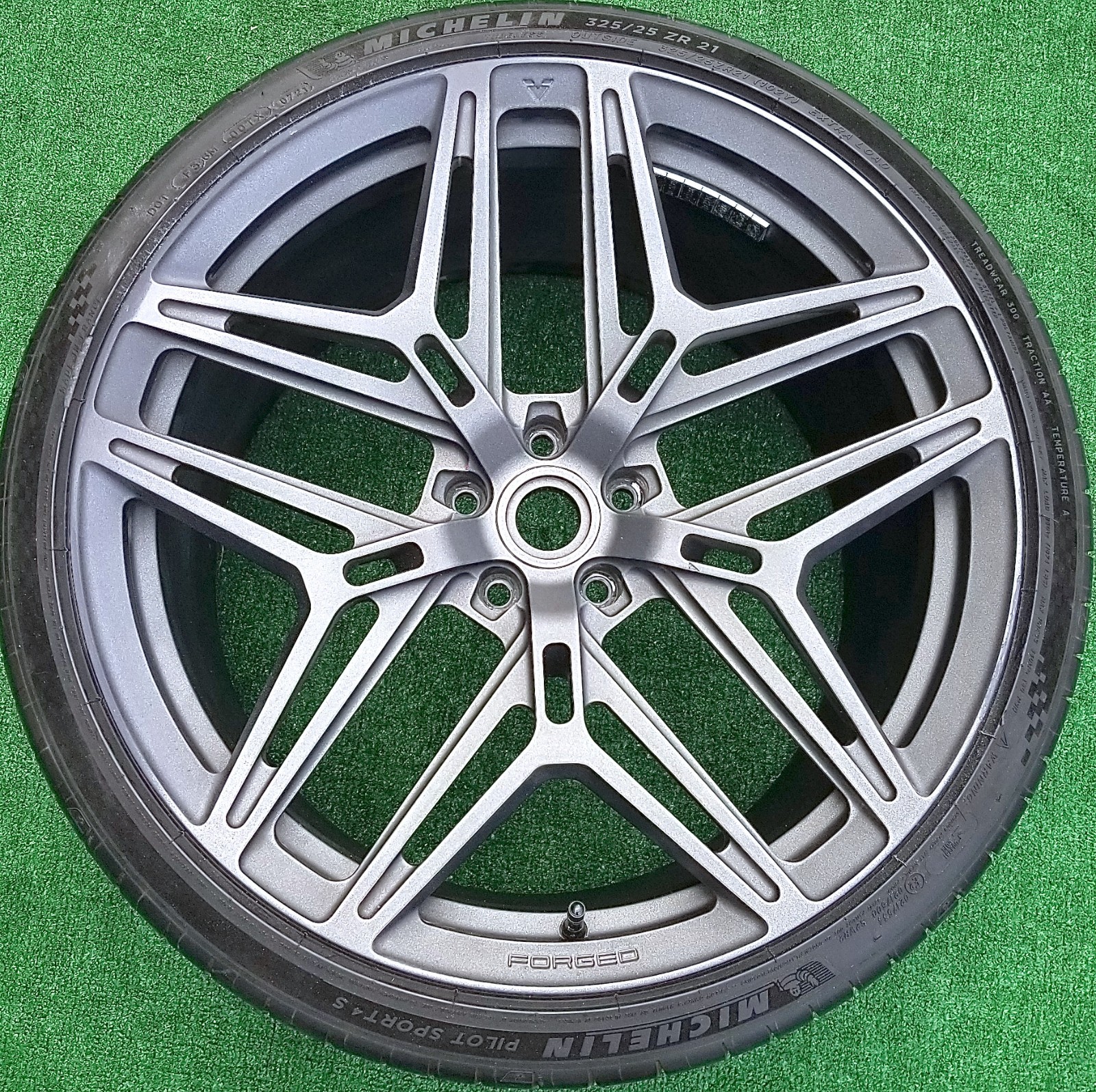 Ferrari 458 2020-2021 Wheel