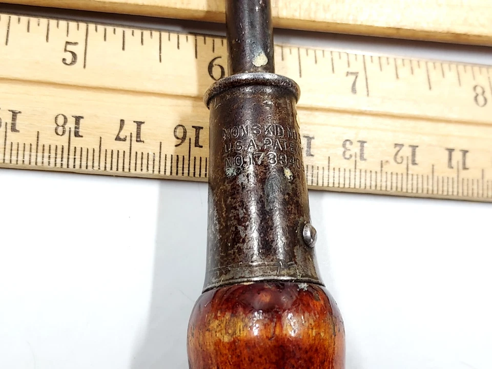 Destornillador Bridgeport Vintage Nº 5 herramientas antideslizantes mango de madera Estate Find Foto 3 de 4