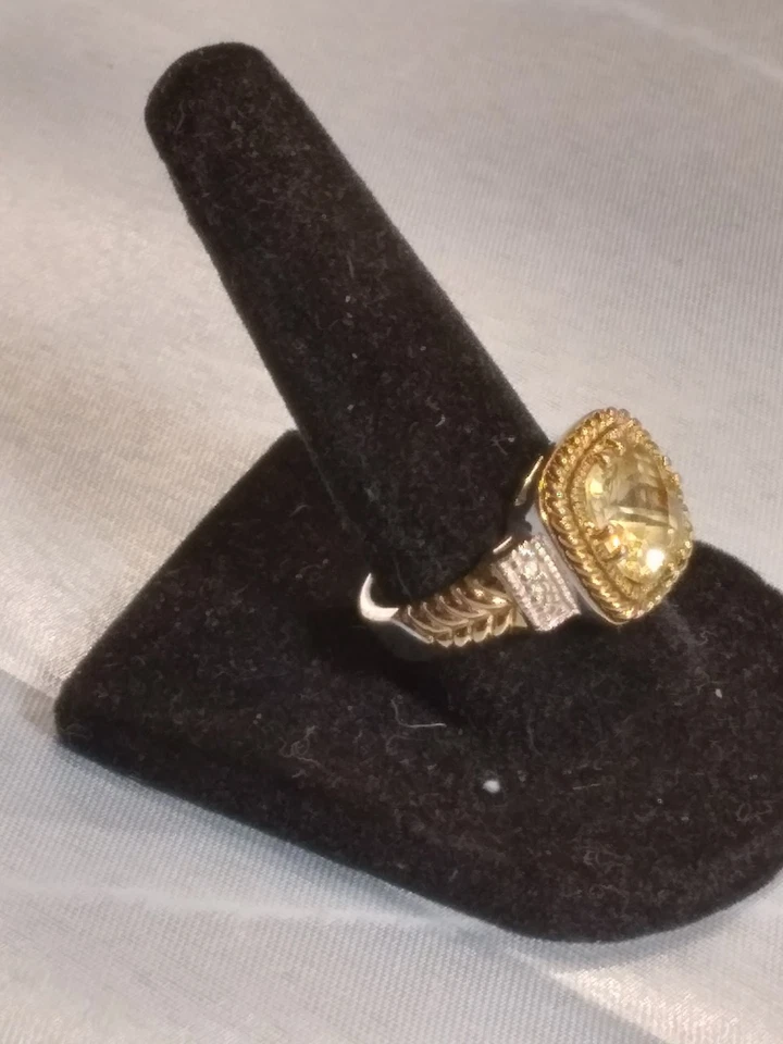 Lia Sophia "Lemon Chiffon" 2-Tone Gold/Silver Ring w/Yellow CZ Size 8 - Image 4 of 4