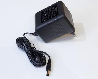 Stecker-Netzteil AC/AC ~ Wechselstrom-Ausgang!!! Netzgerät Trafo Adapter 12V~ 1A