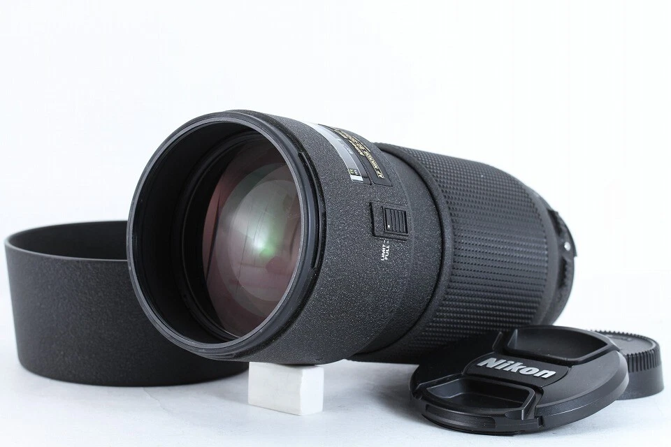 Objectif Nikon AF Nikkor 80-200mm F/2.8 ED (Zoom) - Occasion Japon, état Mint