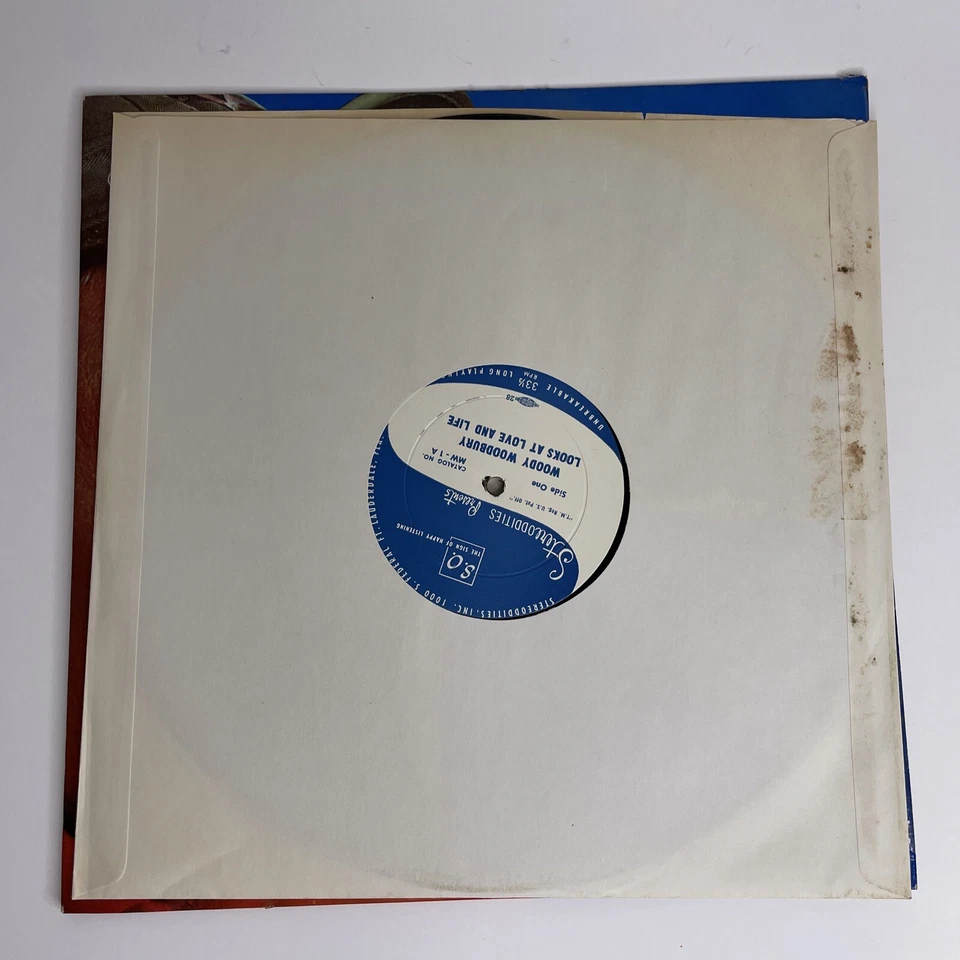 Woody Woodbury Looks At Love And Life (LP Record,33rpm,12",1960) Semi-Nude Cover — 第 3/4 张图片