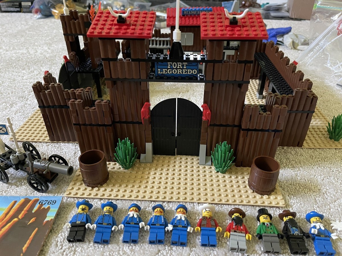 LEGO 6769 Fort Legoredo Western Wild West 100% Complete With 