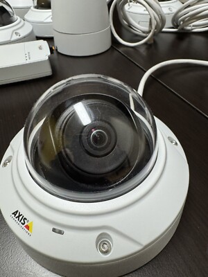 Axis  M3006-V Network Indoor Outdoor POE Camera, 1080p resolution 3mp *TESTED*