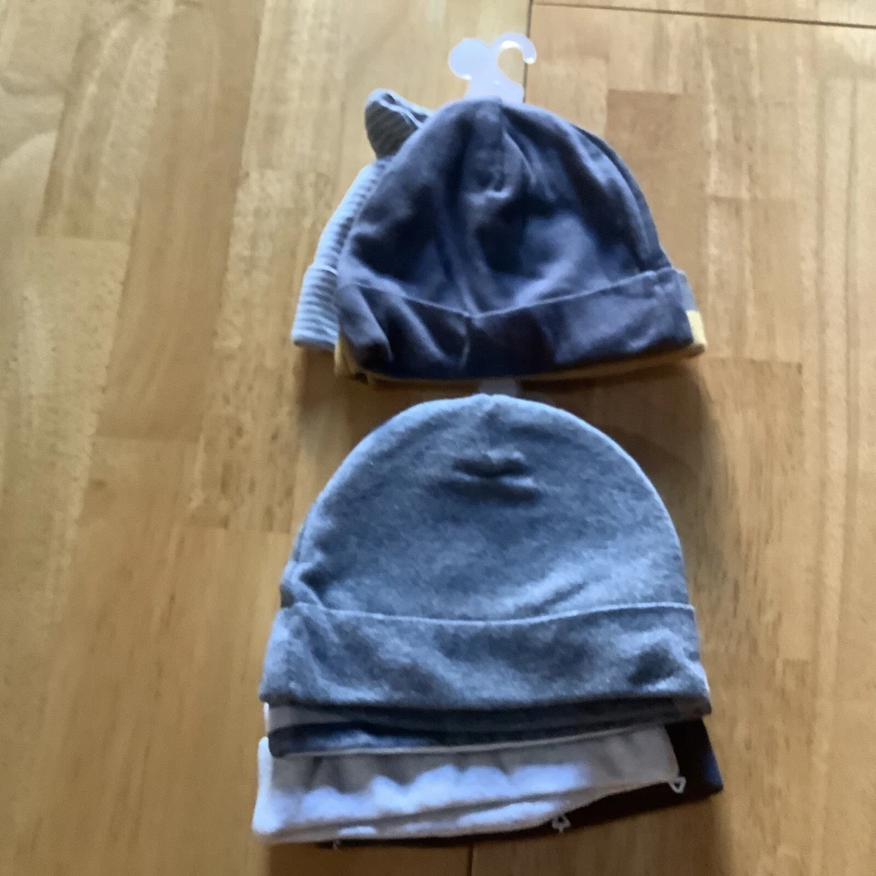 Новый лот из 7 0-6 месяцев различных цветов шляпы для мальчиков. - Изображение 2 из 4