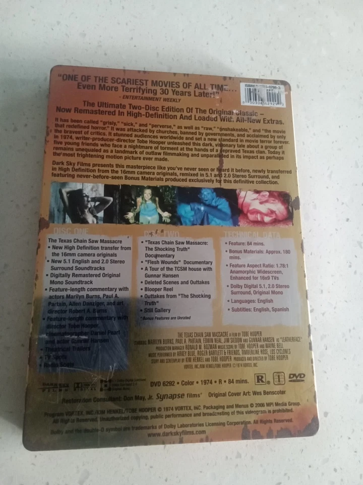 The Texas Chain Saw Massacre 2-Disc Ultimate Edition Steelbook (DVD, 1974) - Image 2 of 3