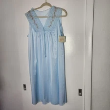 Vintage Val Mode Nightgown Large Blue Lace Embroidered Made in USA 90s