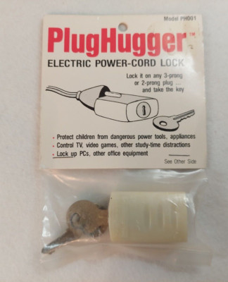 PlugHugger Electric Power Cord Lock w/Two Keys PH001 NEW Vintage FAST Shipping