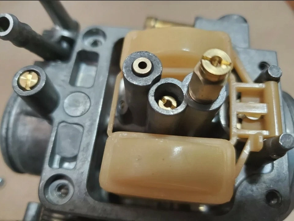 98-04 Suzuki Intruder 1500 CARBURADOR PROFESIONAL SERVICIO LIMPIEZA Y RECONSTRUCCIÓN VL1500 Foto 4 de 4