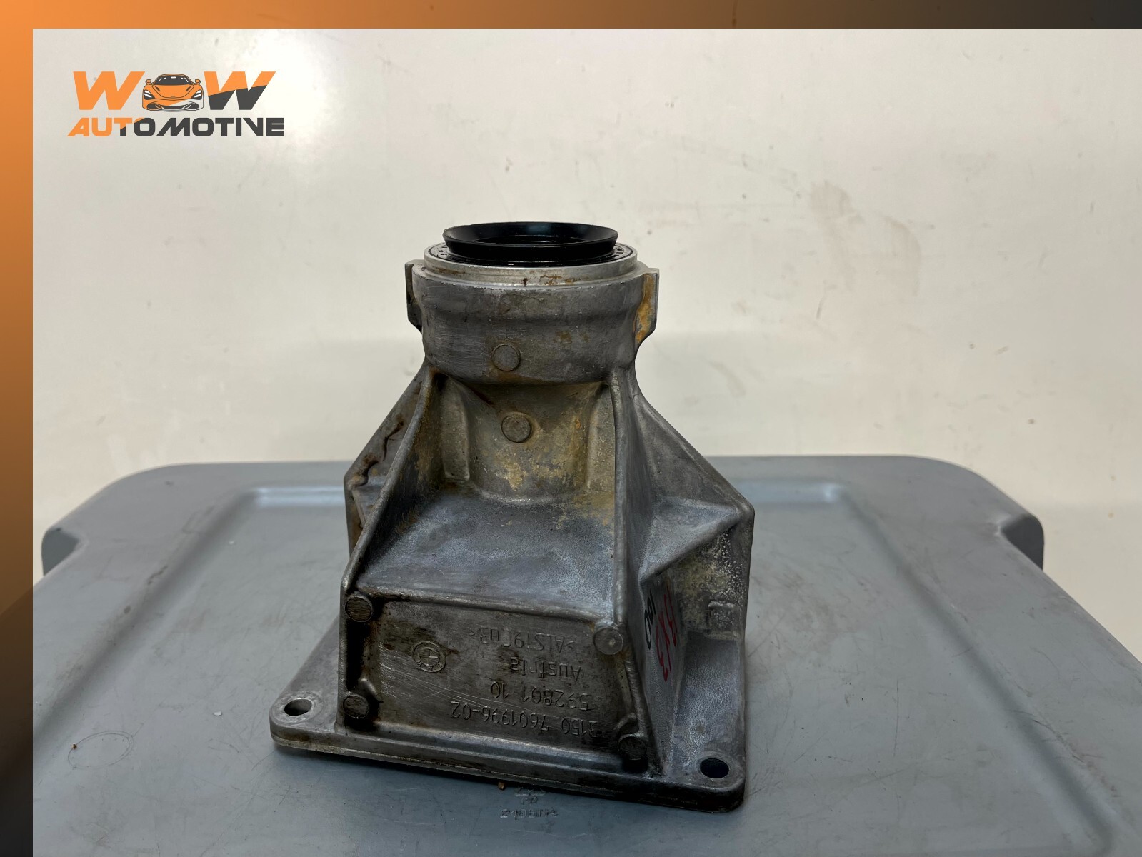 11-16 BMW F30 328xi Front Axle Shaft Carrier Bearing 7601996 OEM  