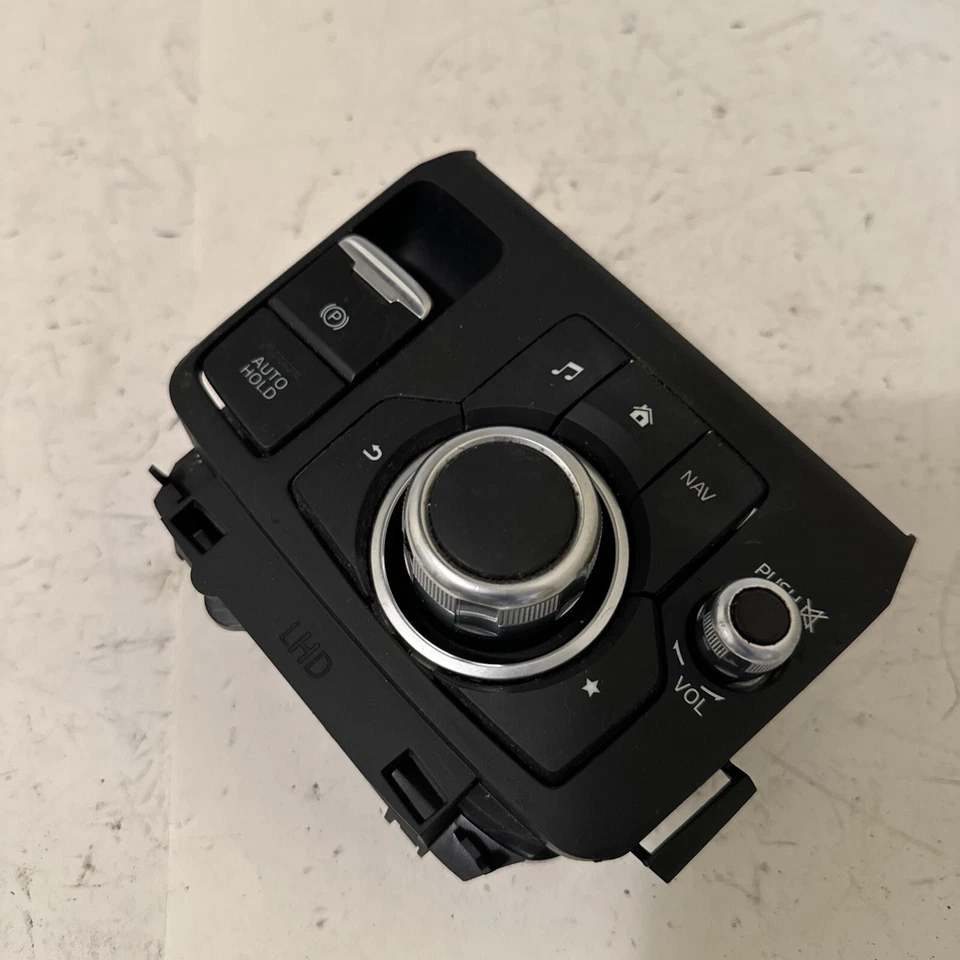 Mazda CX3 2019 control de medios interruptor de navegación OEM DM6F66CM0 Foto 4 de 4