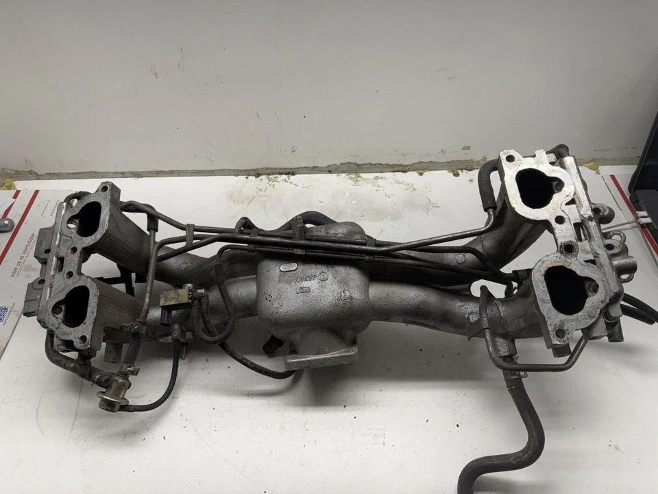 OEM 2000 2001 2002 Subaru Forester Impreza Engine Intake Manifold 14001AA951 - Image 4 of 4