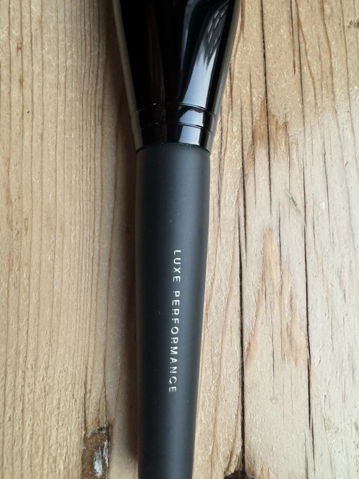 2 X Bare Minerals Luxe Performance Brush Pro Base Cepillo $36 Venta al por menor Nuevo Foto 4 de 4