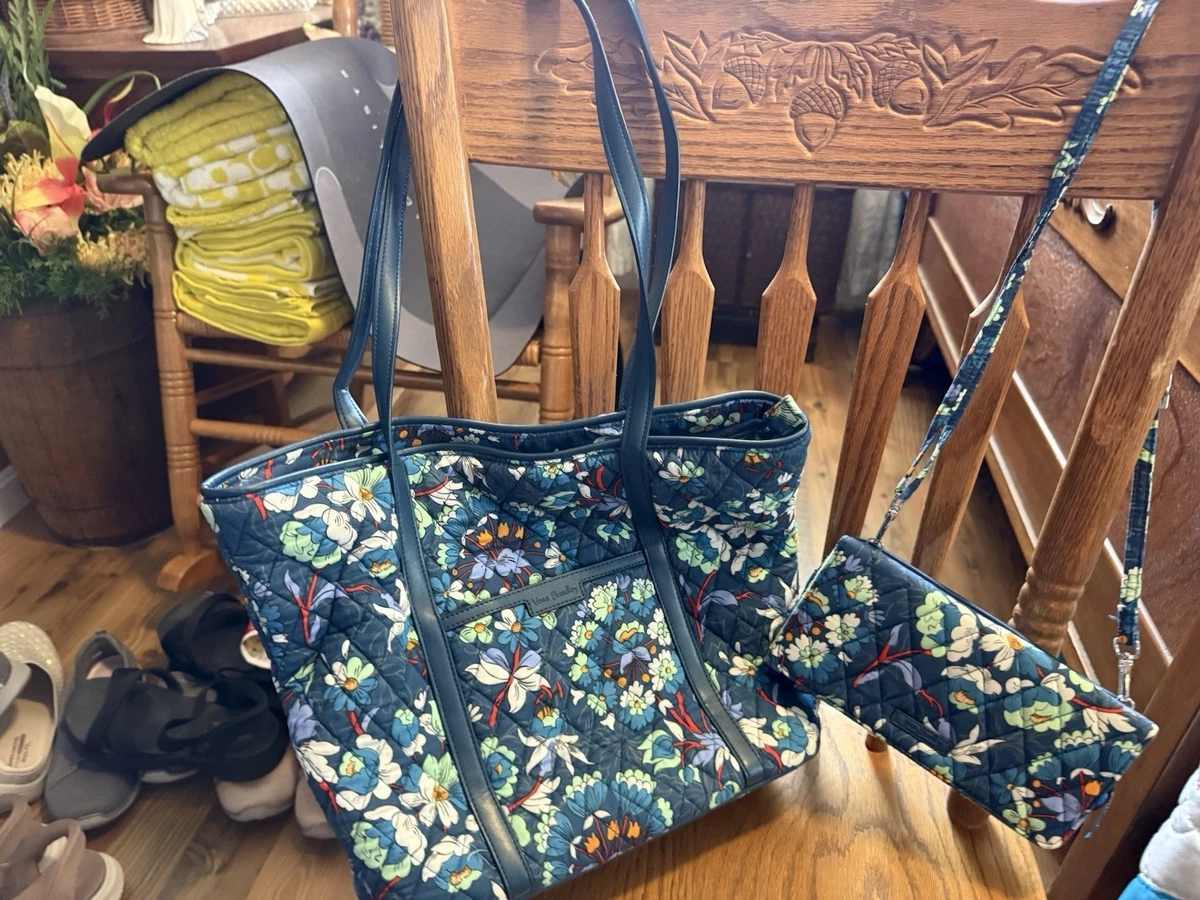 Vera Bradley Floral Blue Bags & Handbags for Women for sale  display picture 1
