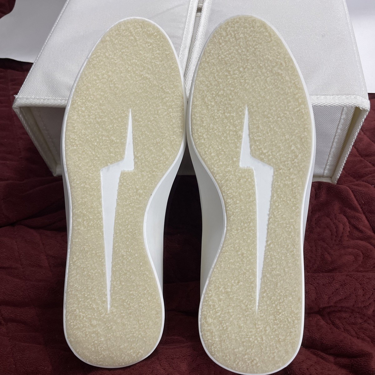NIB Wolf and Shepherd Cruise Slip On Loafer Men 7.5/Women 9  display picture 1