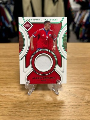 2022 National Treasures Alexis Sanchez /5 Patch Player Worn Material Chile