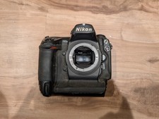 READ Nikon D2Xs 12.4MP Digital SLR Camera - Black Body Only 