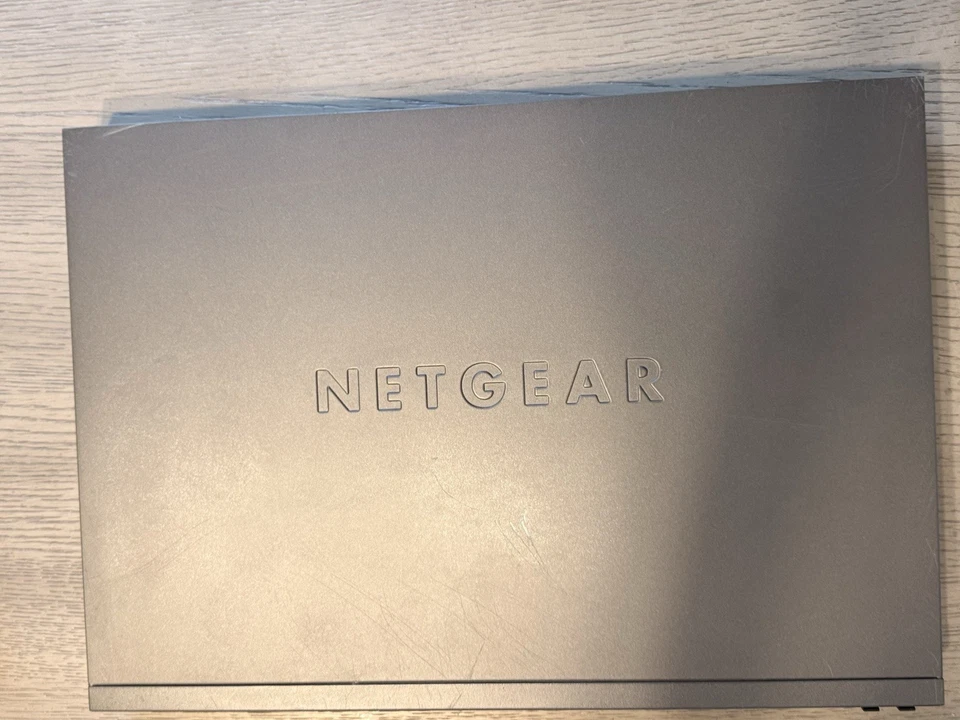 Netgear GS752TP ProSafe 48-Port Gigabit Smart Switch with PoE and 4 SFP Ports - Image 2 of 4