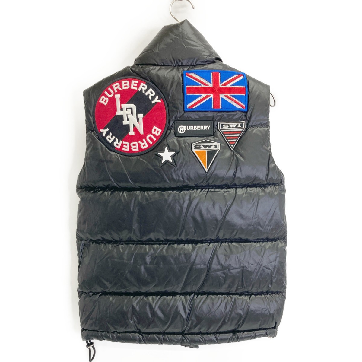 BURBERRY ラビットファー　ワッペン　ダウンベスト　黒 BURBERRY Black 8023326 CNALLASI8GUA Patch Design Down Vest