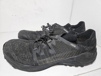 Size 12 - Salomon Cross Pro Black