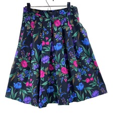 Vintage Talbots Wool Blend Knee Length Skirt Womens Size 10 Dark Floral Academia