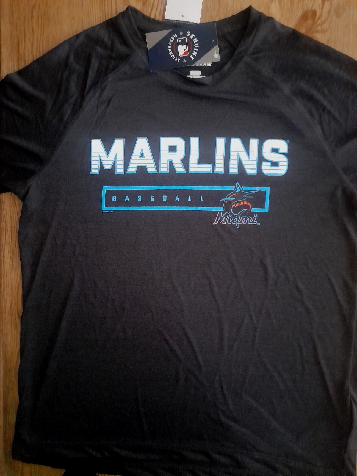 Picture 1 of 2