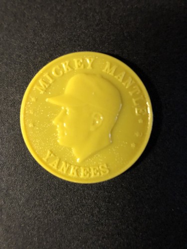 1960 Armour Mickey Mantle plastic coin; yellow-color, nice & scarce!! - 第 1/4 張圖片