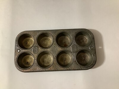 Vintage Ecko Ovenex Starburst Metal 8-Muffin Tin 4-80-8 Muffin