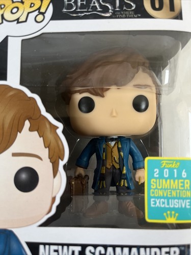 FUNKO POP! Fantastic Beasts: Newt Scamander #01 *2016 Convention Exclusive* DMG* - Picture 6 of 9