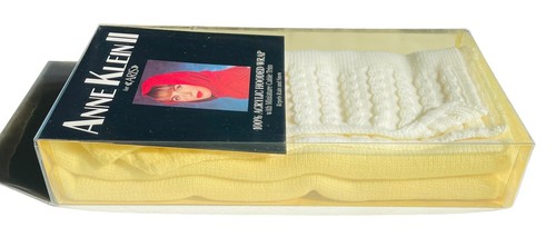 Anne Klein 2 For Aris 100% Acrylic Neck Ring White NOS New Replies Rain & Snow - Picture 6 of 12
