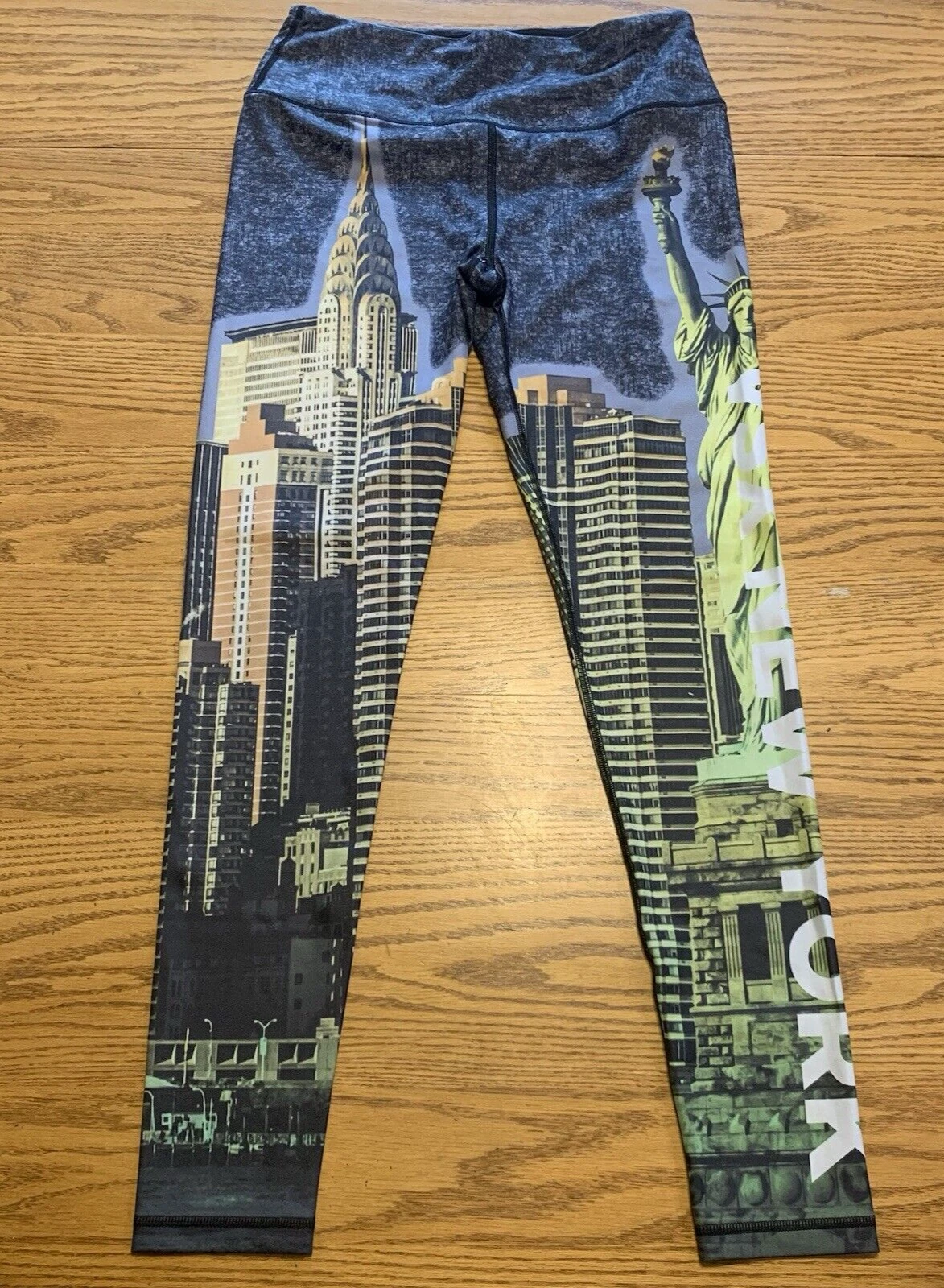 victoria-secret-vs knockout nyc new york city print leggings