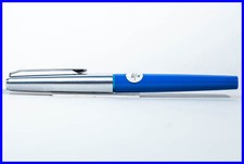 Fuente Pelikan 1969 diseño de 3ª generación en azul y acero M nueva en caja nueva en caja